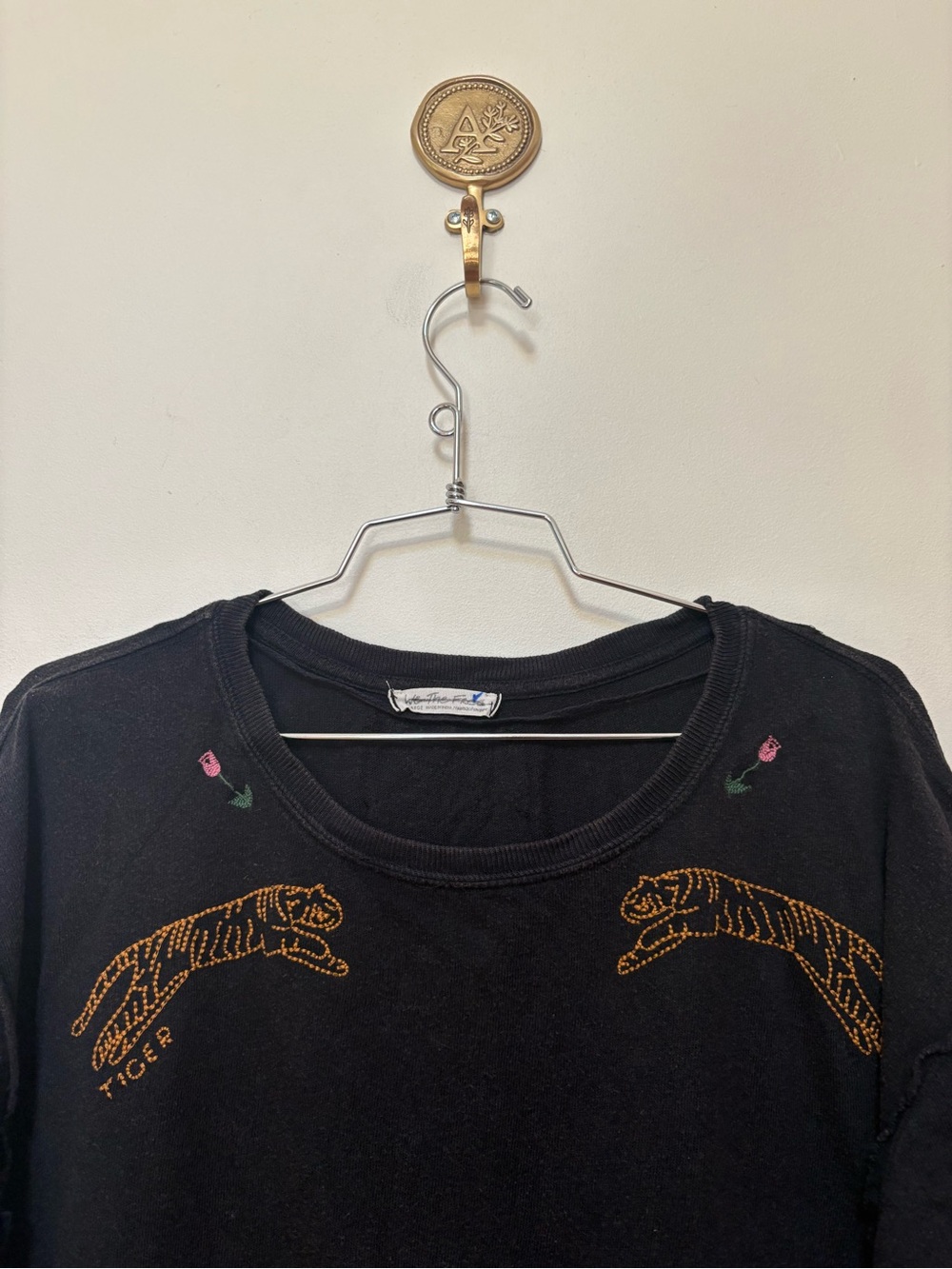 Free People Horsin' Around Tee Size XL - Picture 7 of 13